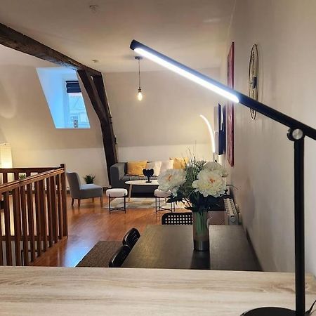 Grand Duplex Du Beffroi Apartamento Douai Exterior foto