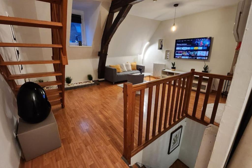Grand Duplex Du Beffroi Apartamento Douai Exterior foto